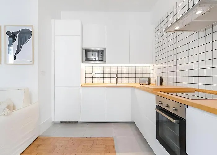 Apartament Charming 2br With Balcony *